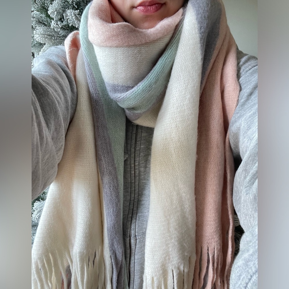 Multi-tone Steve Madden Winter Scarf